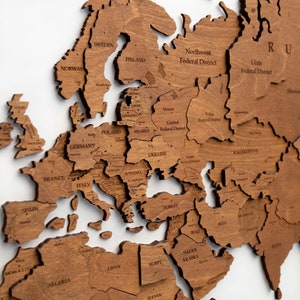 Experience the Beauty of 3D Wood World Maps